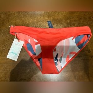 NWT Maaji reversible swim bottoms